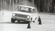 Předběžnou dohodu s Fiatem podepsal Sovětský svaz v roce 1966, obecnou pak v srpnu stejného roku. To už v Rusku intenzivně probíhalo testování italského sedanu.
