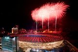 V pátek proto obsadily čerstvě zrenovovaný olympijský stadion v Kyjevě, kde se bude konat i finále mistrovství Evropy.