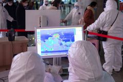 Koronavirus má první oběť mimo Asii, ve Francii zemřel 80letý muž z Číny