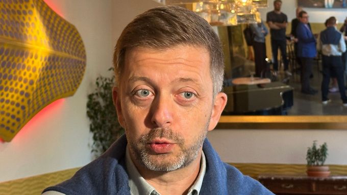 Aktuálně.cz mluvilo s předsedou STAN Vítem Rakušanem o kauze Dozimetr, Rakušan odmítá, že by jeho hnutí něco skrývalo či tajilo.
