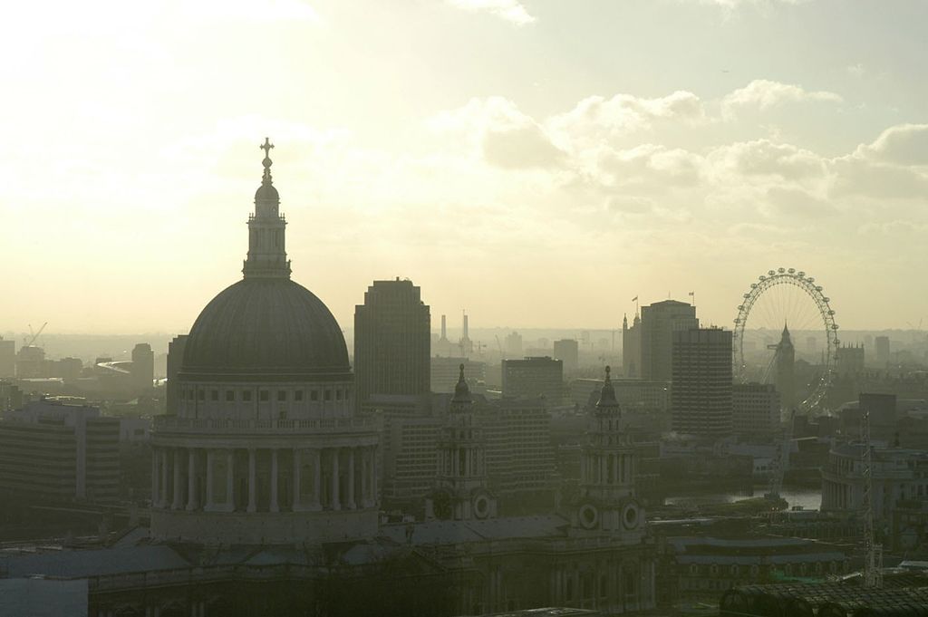 Foto: Podívejte se, jak smog zahaluje život ve městech - Velká Británie