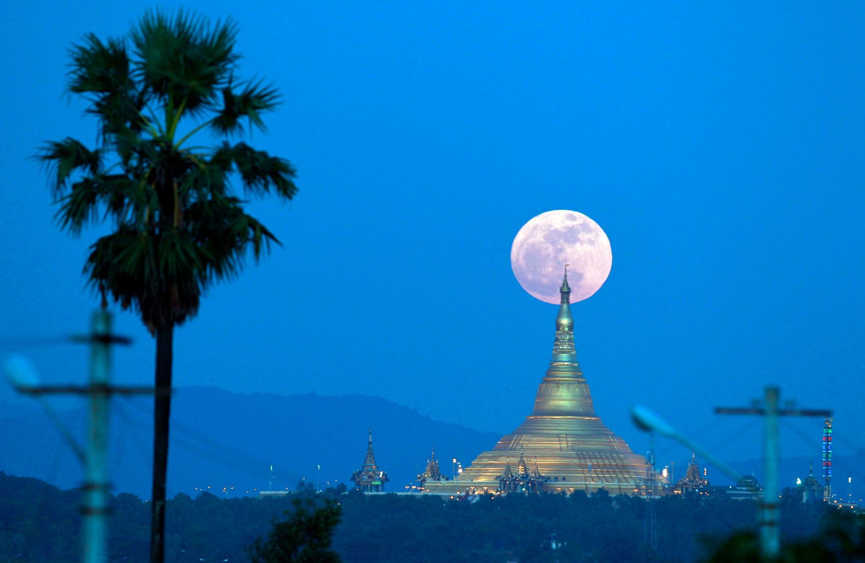 Superměsíc: Myanmar, Neipyijto