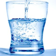 Voda, pití, pitný režim