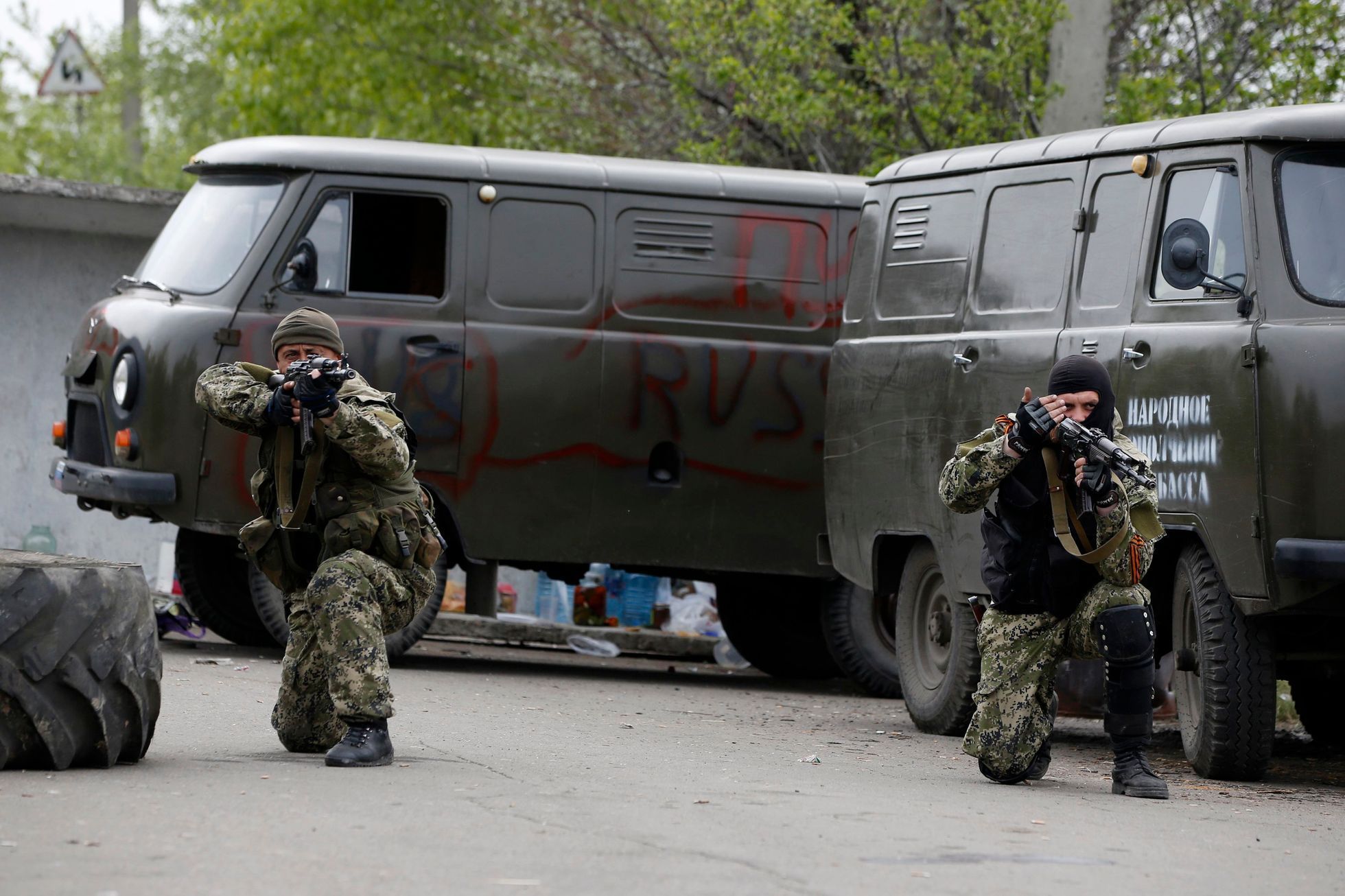 Ukrajina - Kramatorsk - ozbrojenci - separatisté