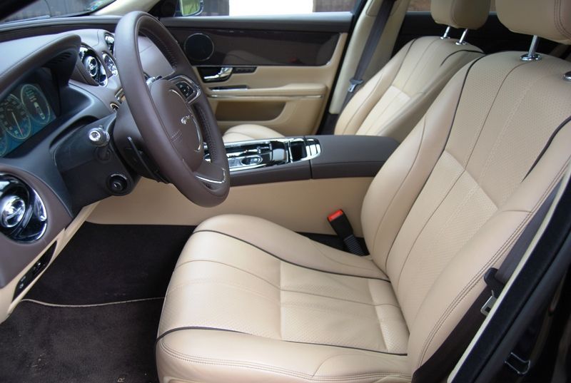 Test Jaguar XJ