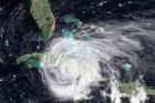Škody po hurikánech letí vzhůru, za 15 let dvojnásobně