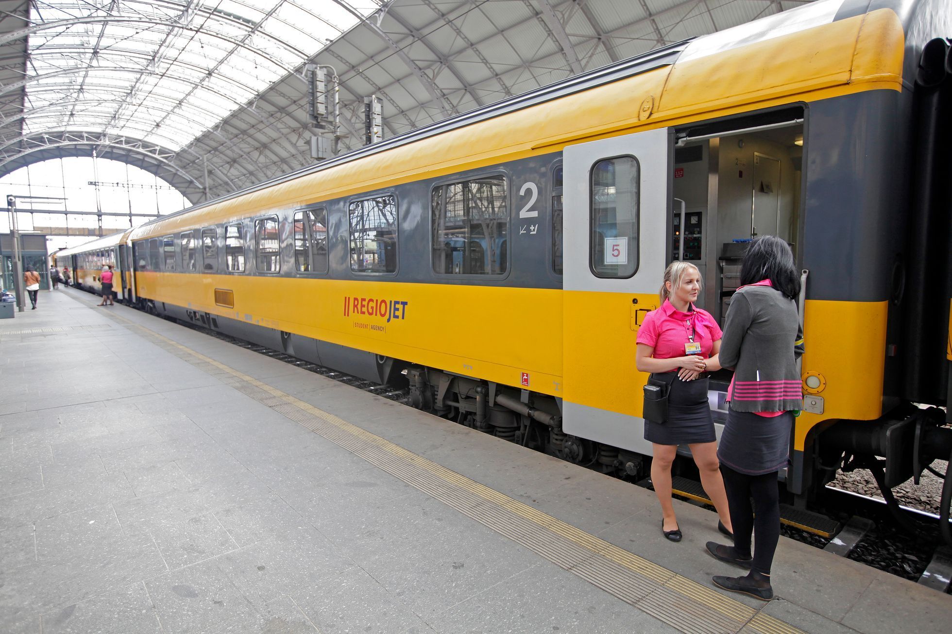 ilustrační fotografie, vlak, RegioJet, Praha, 2017