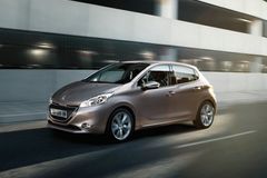 Peugeot 208 je lehčí a zvenku menší