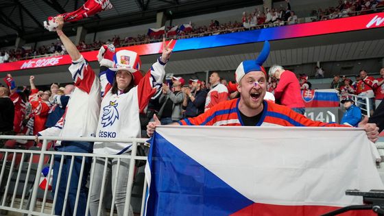 Rigu zaplavila česká radost. Hokejové derby se Slováky ale bolelo