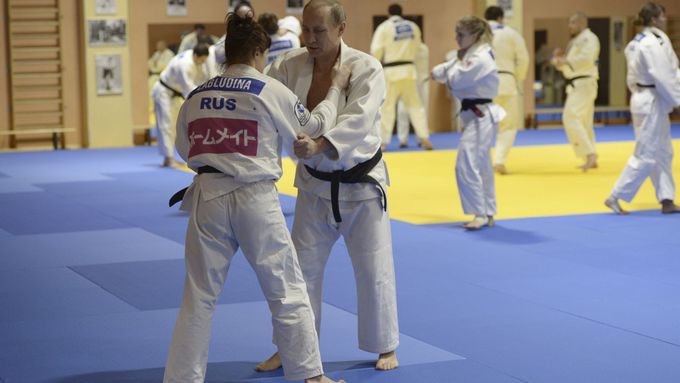 Putin na tréninku juda ruské reprezentace
