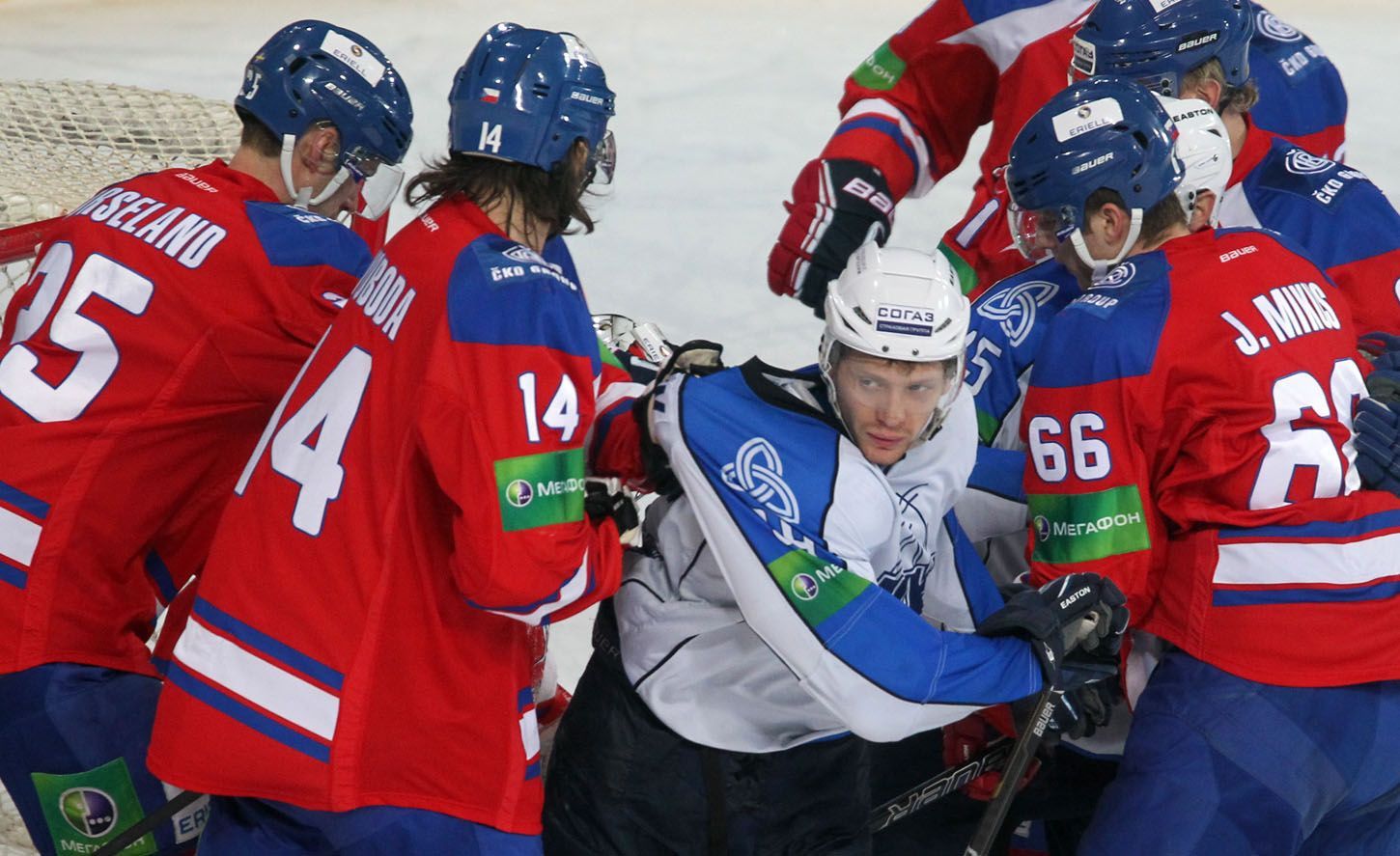 Lev Praha - Nižněkamsk: Mathias Porseland, Jaroslav Svoboda, Juraj Mikuš