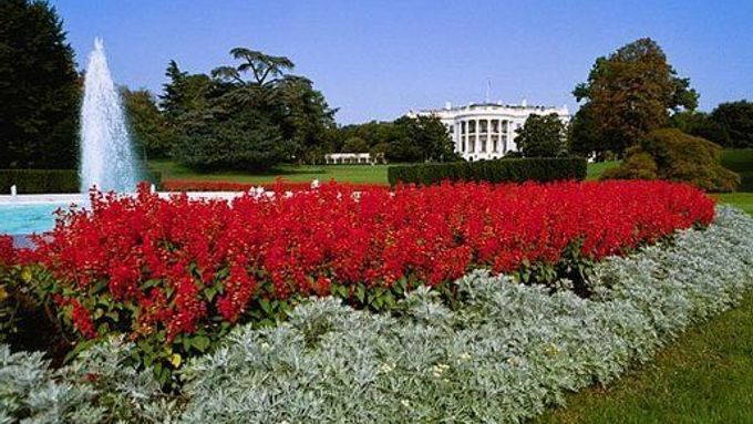 Bílý dům ve Washingtonu. Pro někoho White House, pro jiného Casa Blanca.