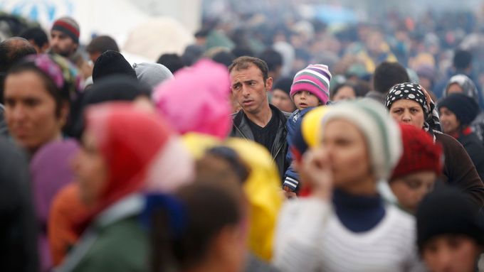 Do Řecka jen během středy dorazily přes tři tisíce uprchlíků.