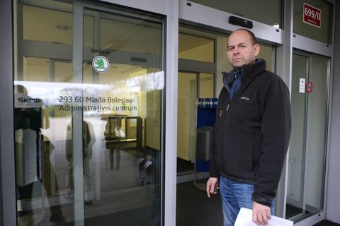 Radek Pecák na den dělníkem ve Škodě v Ml. Boleslavi
