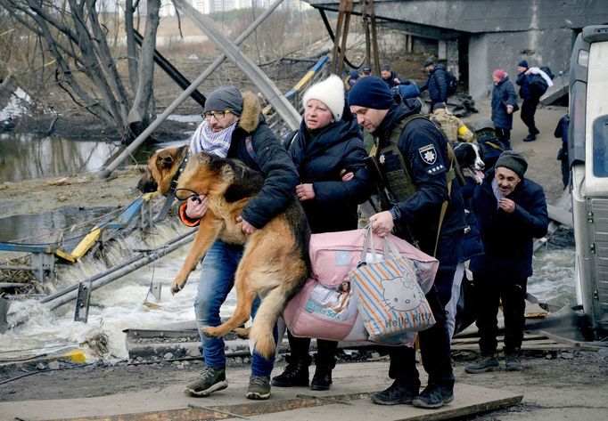 Výběr z populárních fotografií agentury Reuters, které byly v roce 2022 publikovány na Instagramu.