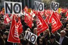 Statisíce Španělů v ulicích protestovaly proti reformám