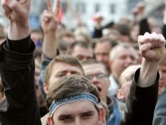 Demonstranti v Minsku
