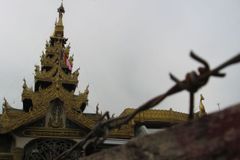 Barmská junta mění taktiku. Posílá na lidi gangy