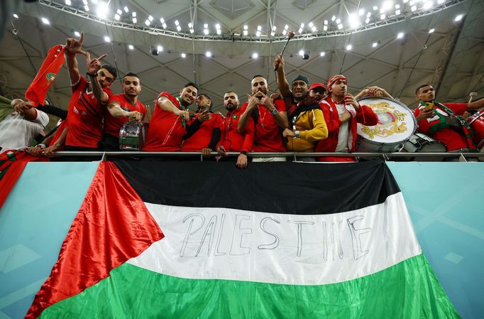 Fanouškovská podpora Palestiny