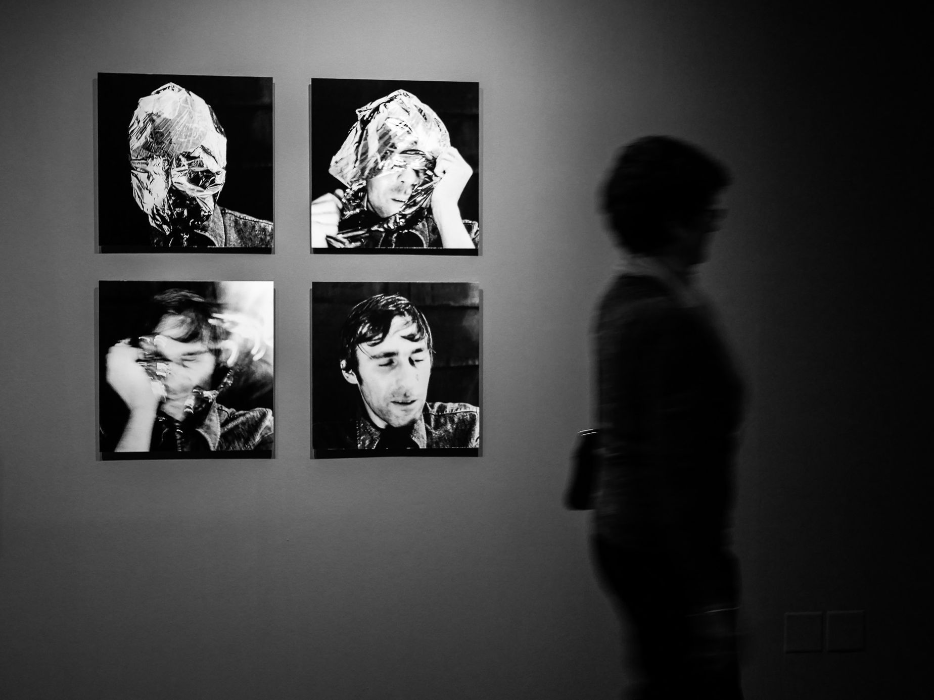 Vladimír Ambroz: Akce (výstava v Domě fotografie GHMP)