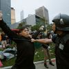Střety demonstrantů s policisty v Hongkongu - 1. prosince