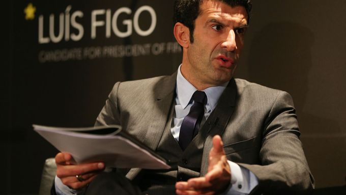 Luis Figo.