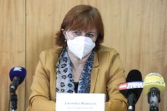 Blatný odvolal hlavní hygieničku Rážovou k 14. březnu, důvod změny dál nekomentuje