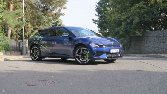 Rychlejší než Porsche. Kia EV6 GT vrací kouzlo divokého auta od obyčejné značky