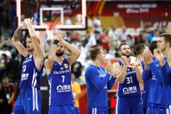 Basketbalisté zůstávají ve hře o postup, Japonci Shilba s Bohačíkem neubránili