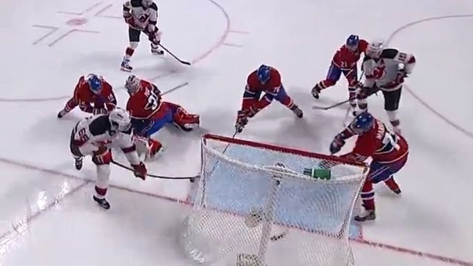 PK Subban zastavuje gólovou střelu Jaromíra Jágra