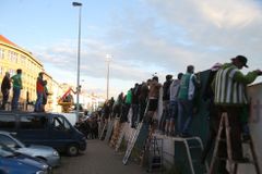 Nechte štafle doma, žádají Bohemians fanoušky, kteří sledovali zápasy za zdí