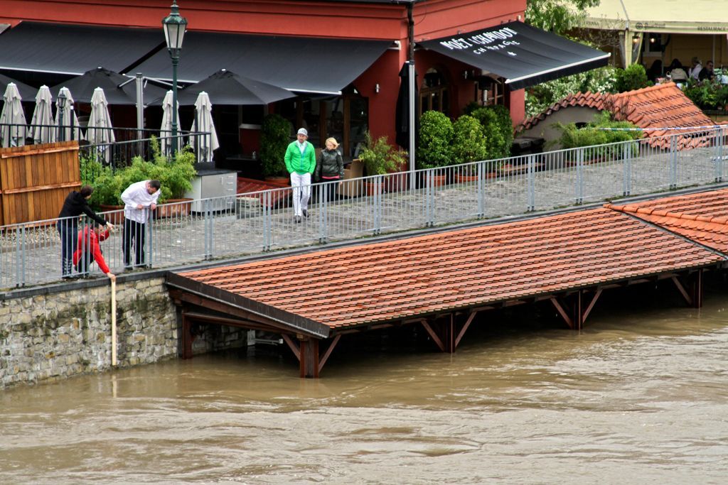 Praha povodně, neděle 2.6.