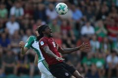 Bohemians - Sparta 0:1. Video vyvrátilo mávaný ofsajd a Sparta v závěru rozhodla