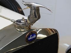 Kromě Škody zůstal na chladiči i původní znak Hispano-Suiza