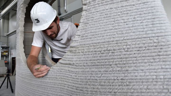 Podívejte se, jak vznikalo první tištěné parkourové hřiště. 3D tisk probíhal 10 hodin; Zdroj foto: ČTK