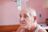 Současně podstupoval neúspěšnou chemoterapii. Nakonec se dozvěděl, že mu není pomoci. Vybral si hospic v Čerčanech.