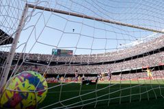Barceloně stačil jediný gól, ve šlágru španělské ligy porazila Atlético Madrid