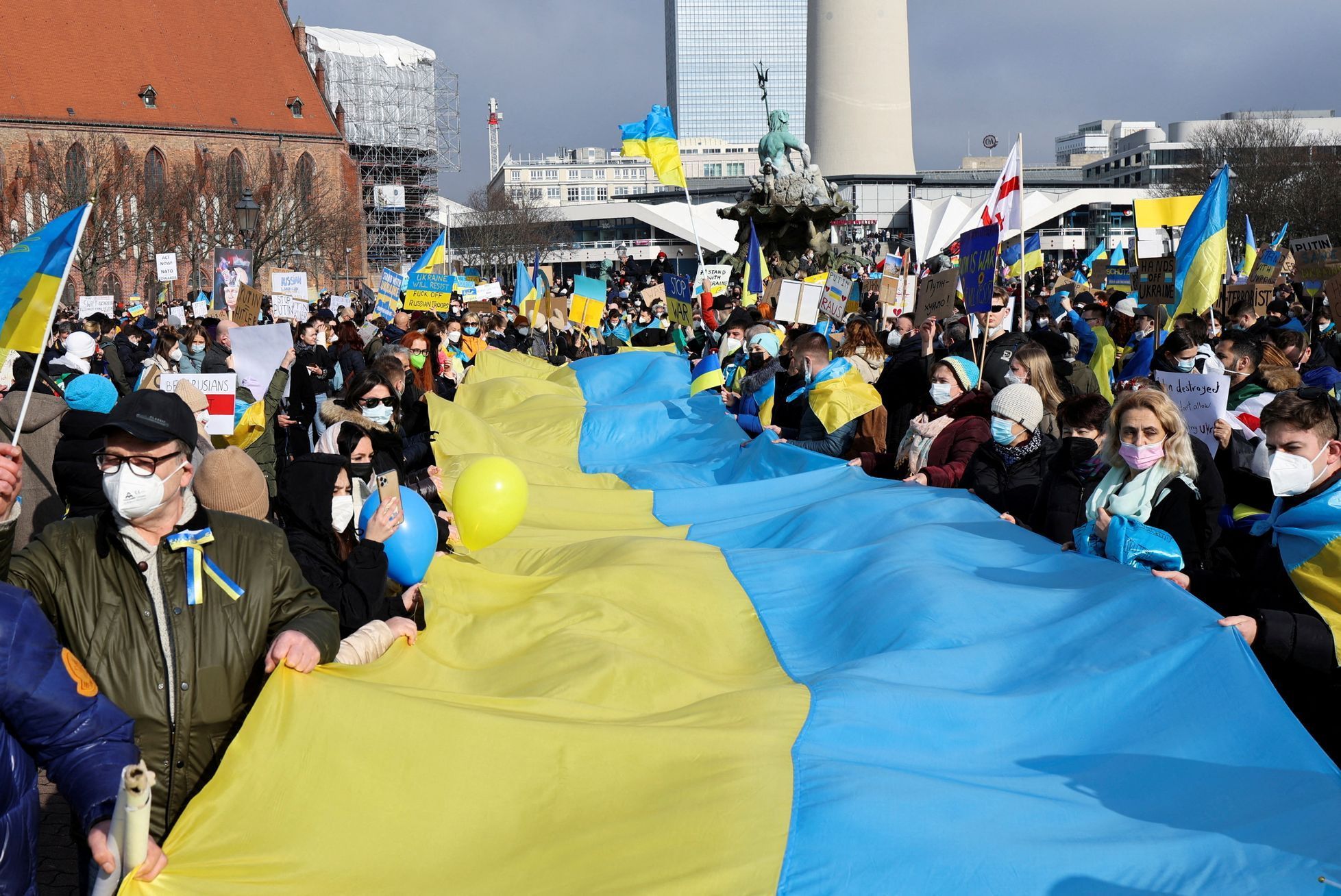 Foto / Protesty / Berlín / Zahraničí / Ukrajina /  Rusko / Útok / Invaze / 27. 2. 2022