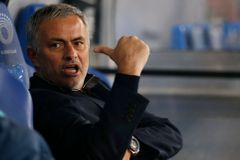Pekelné období Mourinha nekončí: další pokuta a proti Stoke nesmí na lavičku
