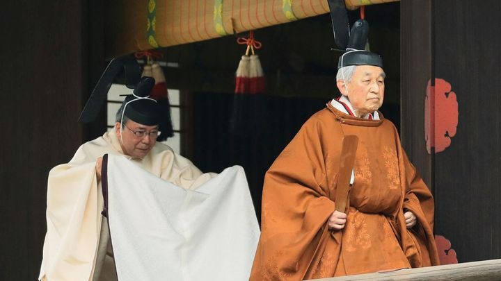 Odchod císaře Akihita: Byl otevřený diskusi o válce, navštěvoval i oběti zvěrstev