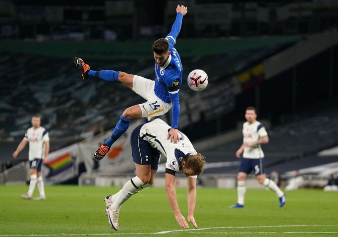 Adam Lallana, Harry Kane, Tottenham - Brighton