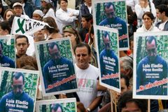 Kolumbijské guerilly předají Chávezovi tři rukojmí