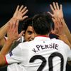Fotbalisté Manchesteru United Robin van Persie slaví gól v utkání Ligy mistrů 2012/13 s Kluží.