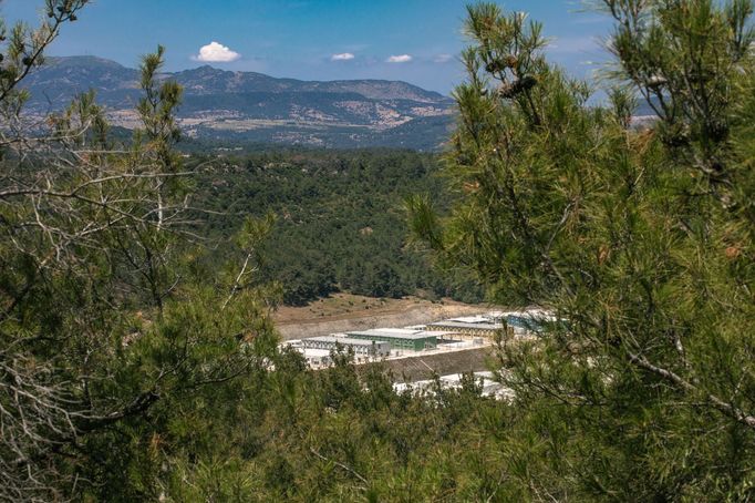 Uprchlický tábor Kara Tepe na ostrově Lesbos v Řecku.