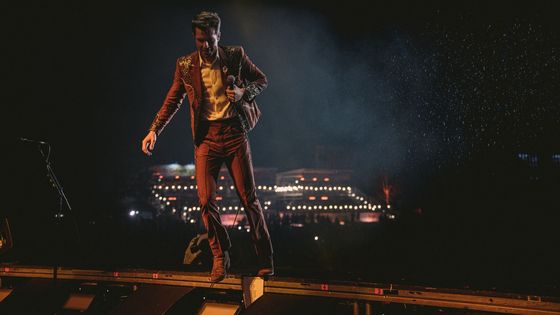 The Killers nezastavila na Colours ani průtrž mračen. Odehráli triumfální koncert