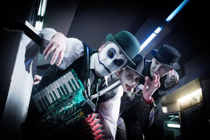 The Tiger Lillies.