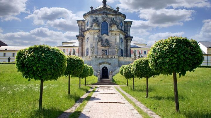 Za manipulaci zakázky na opravu Kuksu poslal soud za mříže tři lidi; Zdroj foto: Shutterstock