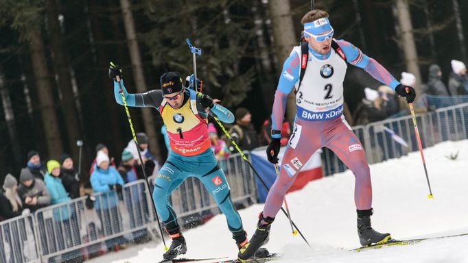 P v NMNM, stíhačka M: Anton Šipulin (2) a Martin Fourcade