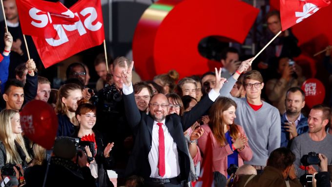 Martin Schulz na posledním předvolebním mítinku v Berlíně.