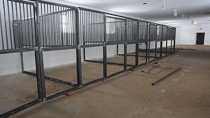 Soud potrestal tři obžalované za korupci při zakázkách na opravu hřebčína Kladruby